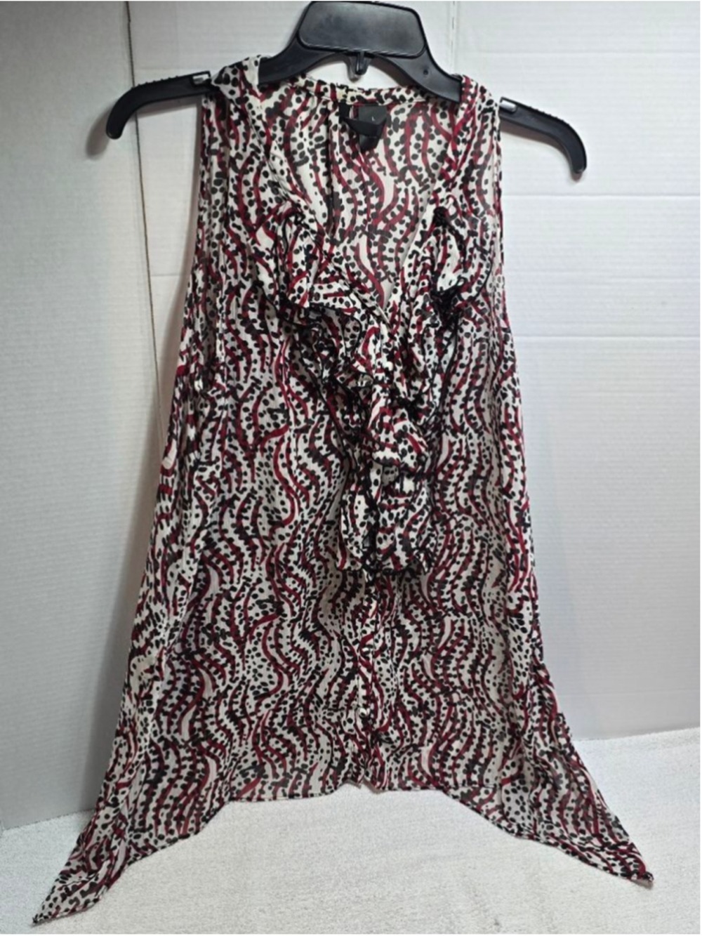 Women's New Directions Blouse L White Red Black Sleeveless Ruffle Top